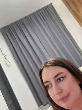 Lady_MiaOlson webcam