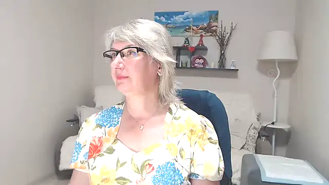 FleurMays webcam
