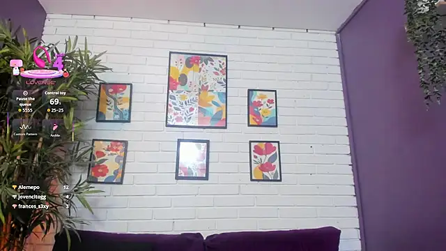 Micaela_Jhones webcam