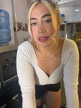 ManuelaVeeleez webcam