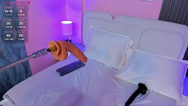 lia_sucker webcam