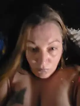 Queenemerald webcam