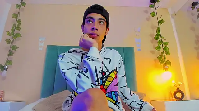 Liam__Mercury webcam