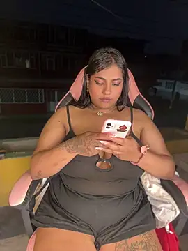 Nahomy-fire webcam