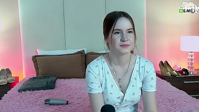 Nyusha_ webcam