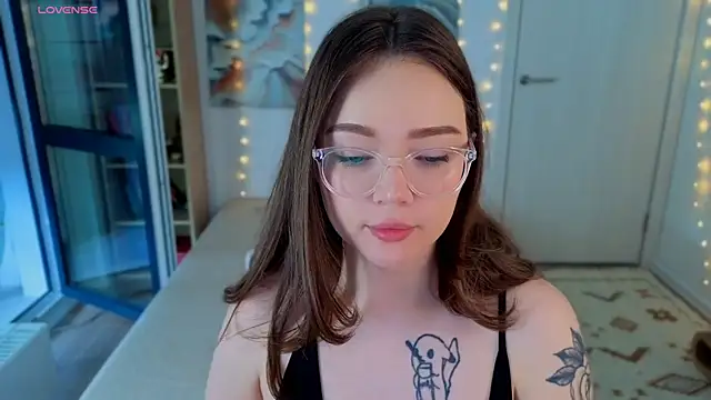 MilenaSaint webcam