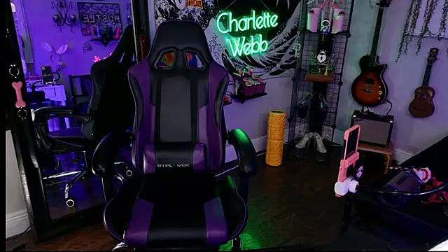 CharletteWebb webcam