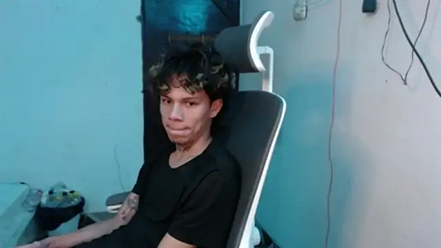 andy_dan18 webcam