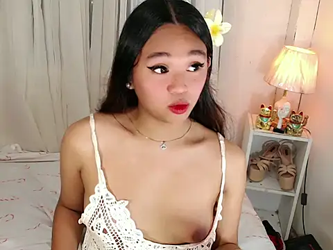 XxHeavenly_Angelx webcam