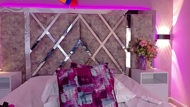 MeganR_ webcam