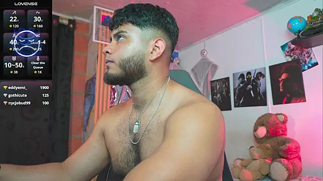 Tiler_wolker live cam on StripChat
