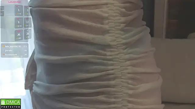 EmilieLong webcam