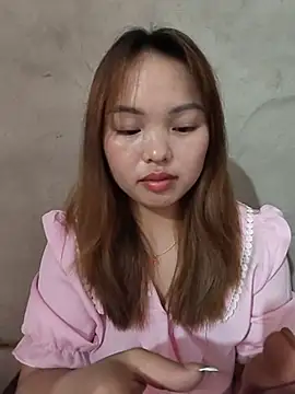 Mina_xYx webcam