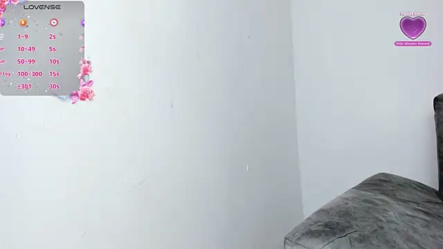 Amira_gold webcam
