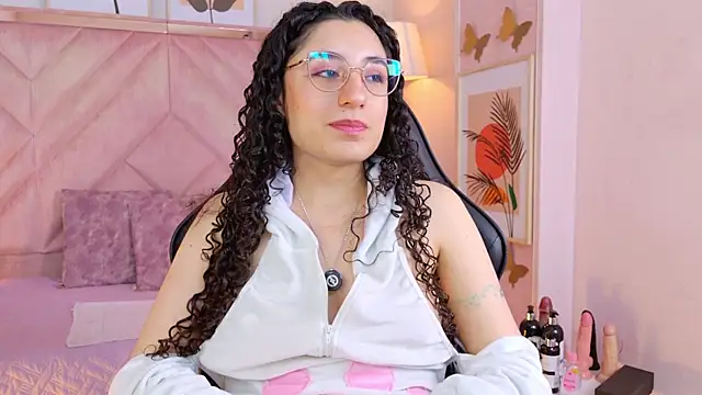 DemiJones_ live cam on StripChat