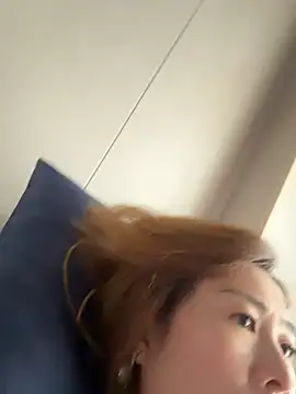 okgirl_23 (F milf) - 户外全身真空一小时