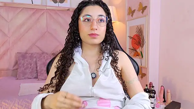 DemiJones_ webcam