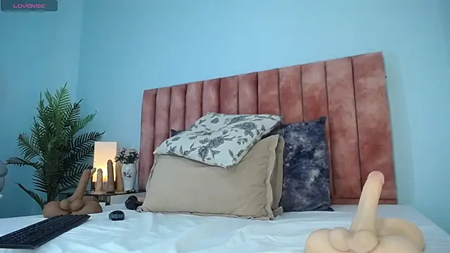 nana_levy webcam