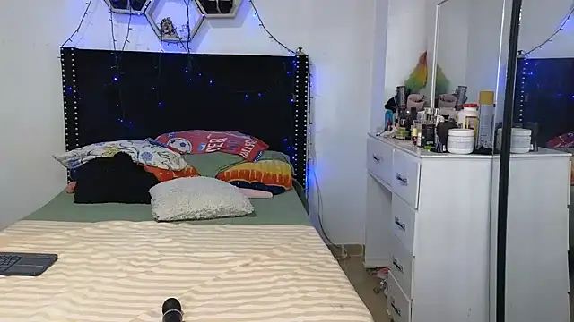 charlotte_077 webcam