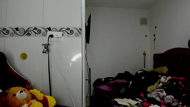 Sweet-Suck69 webcam