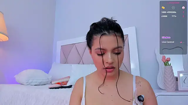 ania_sweet18 webcam