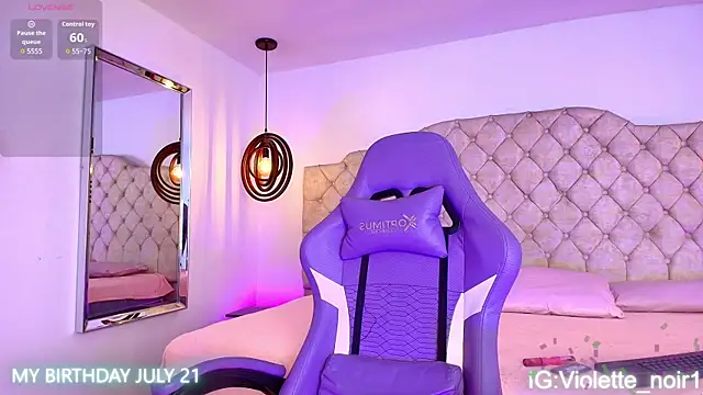 Violette_Noir webcam