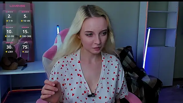 _CloudNine_ webcam