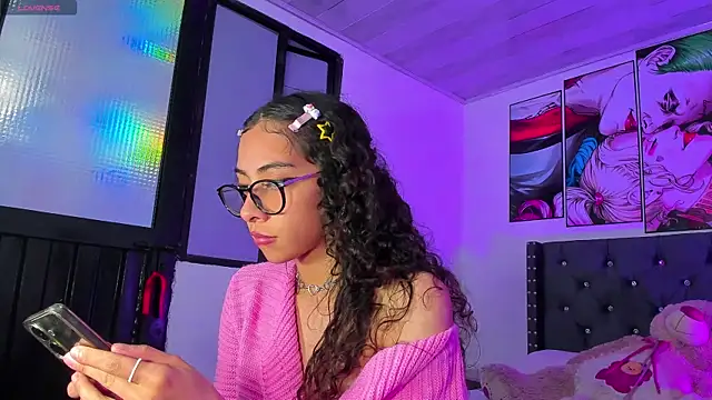 Sarah_Moon1 webcam