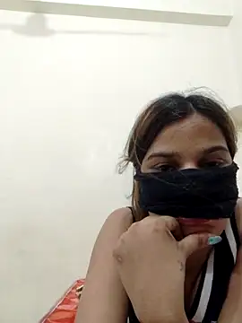 pooja_riya webcam
