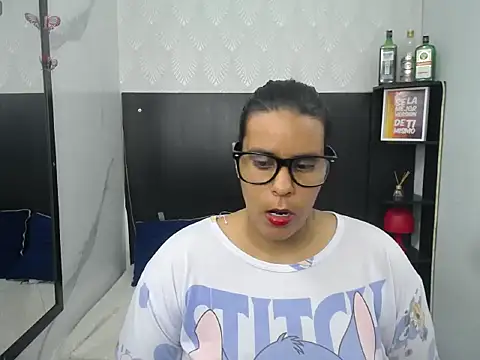 _bella_ebony_ webcam