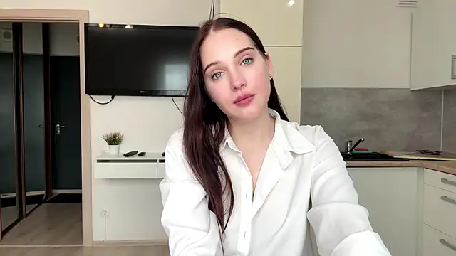 April_Elliot webcam