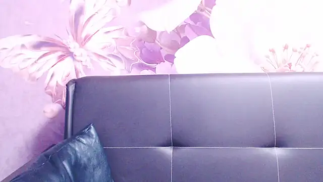 BlondPussy webcam