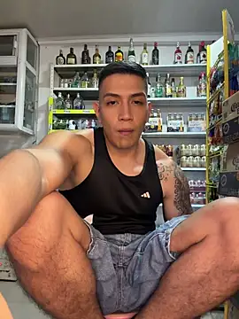 OliverWest04 webcam