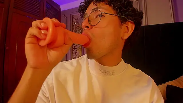 Alexis_Saray webcam