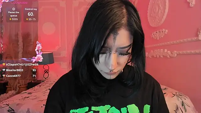 Kat_VonDe webcam