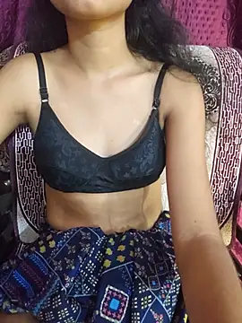 Lusty-Dishuu webcam