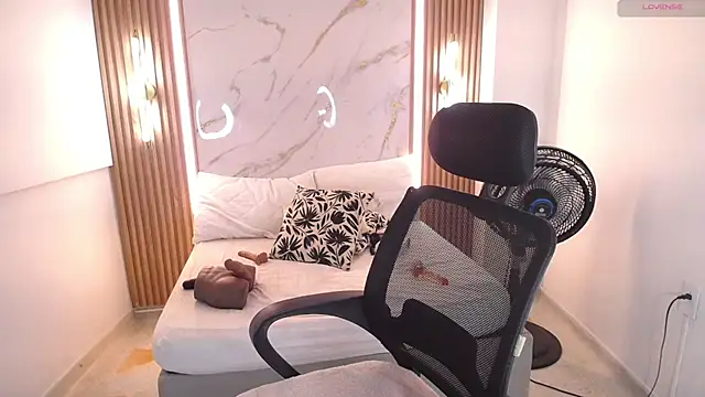 Mariana_Rojas webcam
