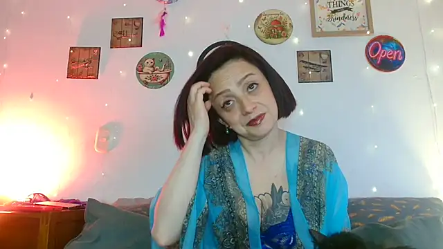 Katicalatinmilf webcam