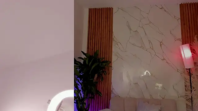 sara_gwen webcam