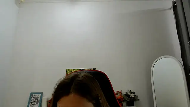 Lucky_Lana webcam