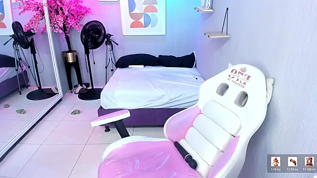 Maggy_t18 webcam