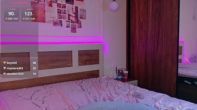 LunaXBaddie webcam