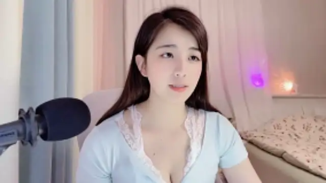 amy-6668 webcam