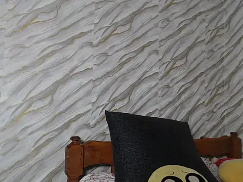 SpicyMackenzie22 webcam