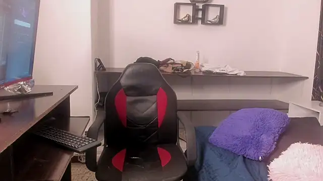 Mia_and_Erick webcam