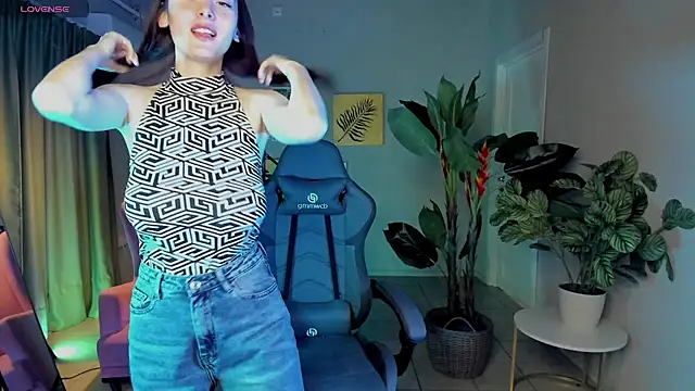 Eva_Leeee webcam