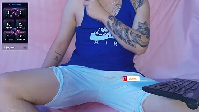 Guccy_Boy_Club webcam