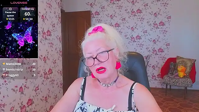 Maya_Mayflower webcam
