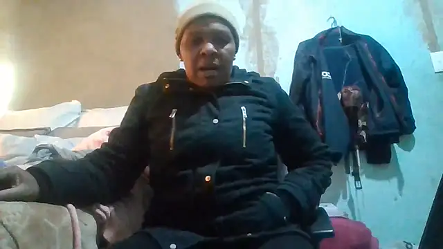 Nicky52 webcam