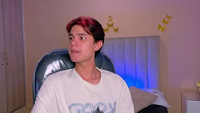 Derek_Sinn webcam